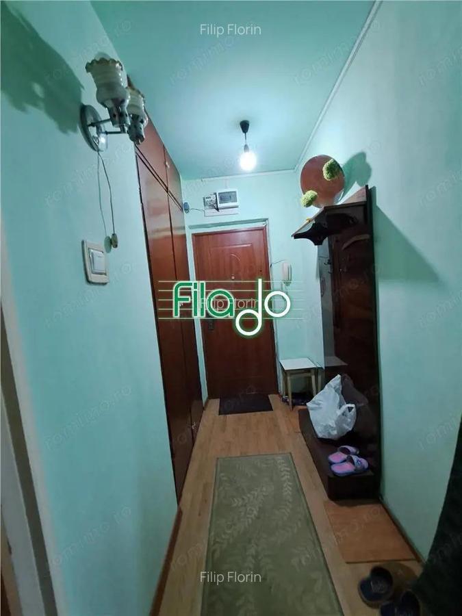 Vanzare apartament 3 camere Tineretului - 2