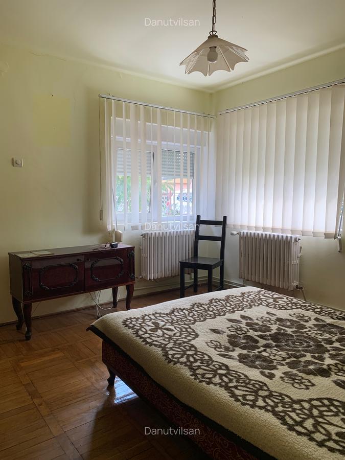 Techirghiol-Casă 4 cam dec BCA teren 530 mp d-17m preț 155.000 euro - 7