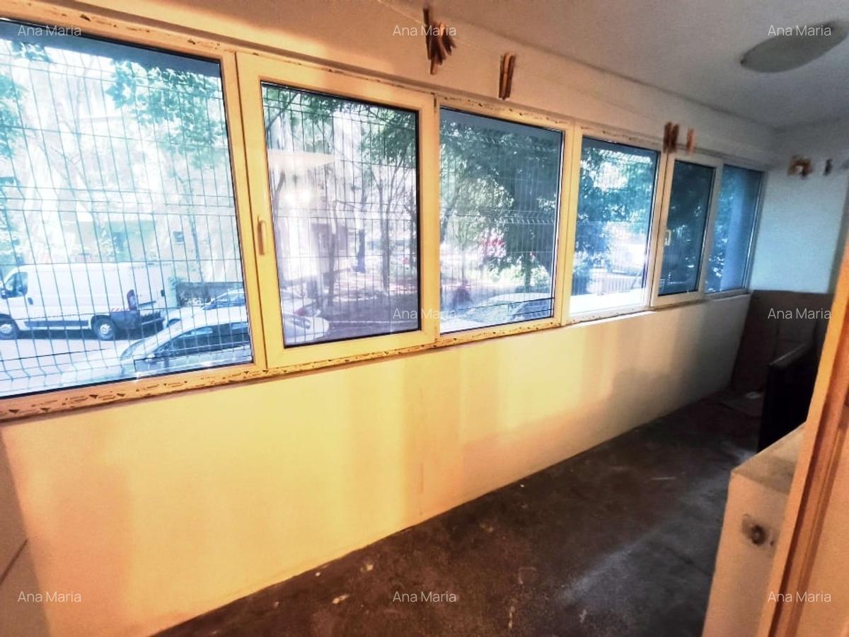Apartament cu 3 camere semidecomandat în Lujerului - 9