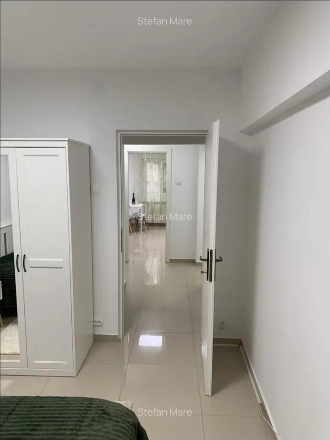 Apartament l inchiriere l 3 camere Timpuri Noi - 2