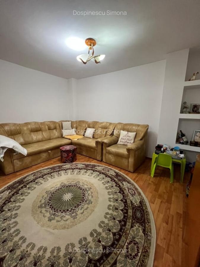 Vila 10 camere | Curte| Vitan | Metrou| Mihai Bravu 10' - 6