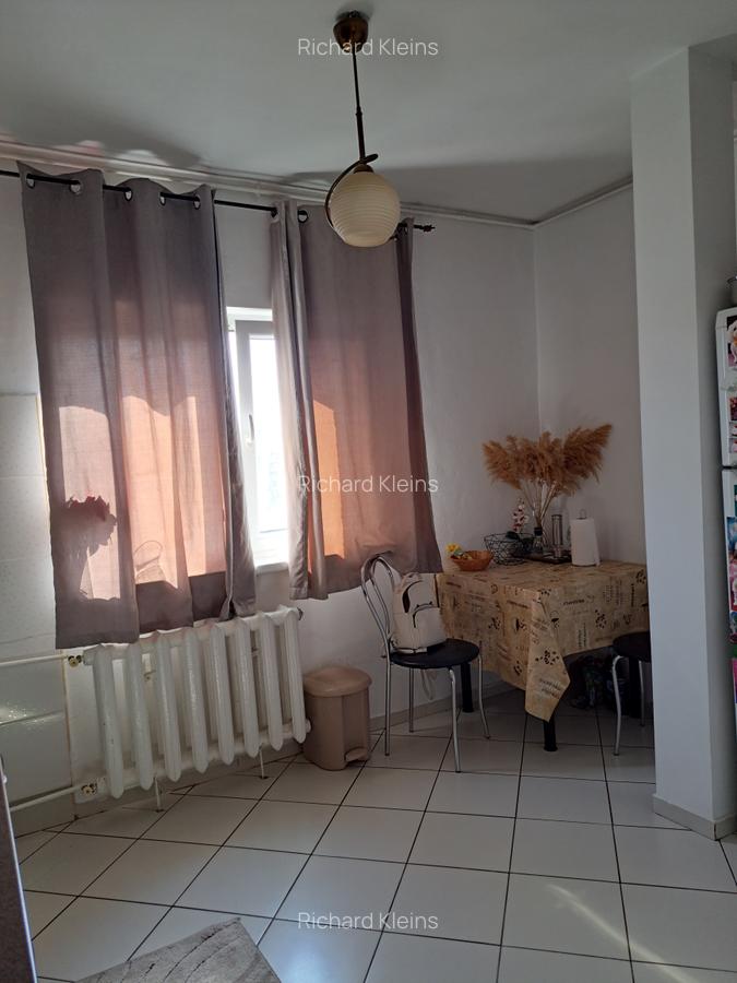 Garsonieră decomandată în Sebastian - 5