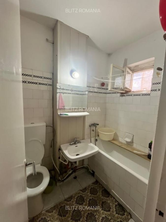 Apartament 3 camere, etaj 2, Garaj, Radauti - 12