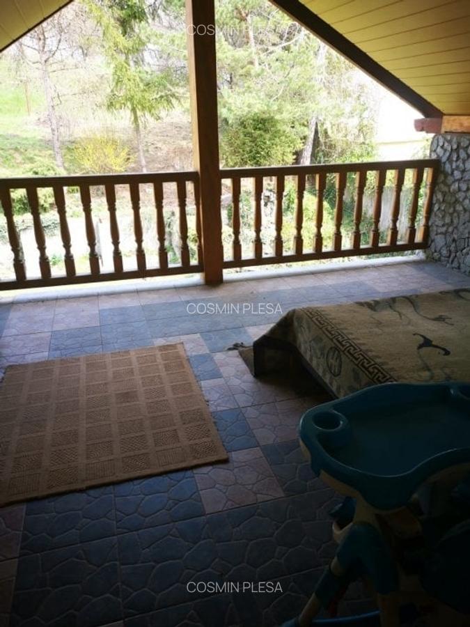 Casă cu 7 camere în Periferie - 21