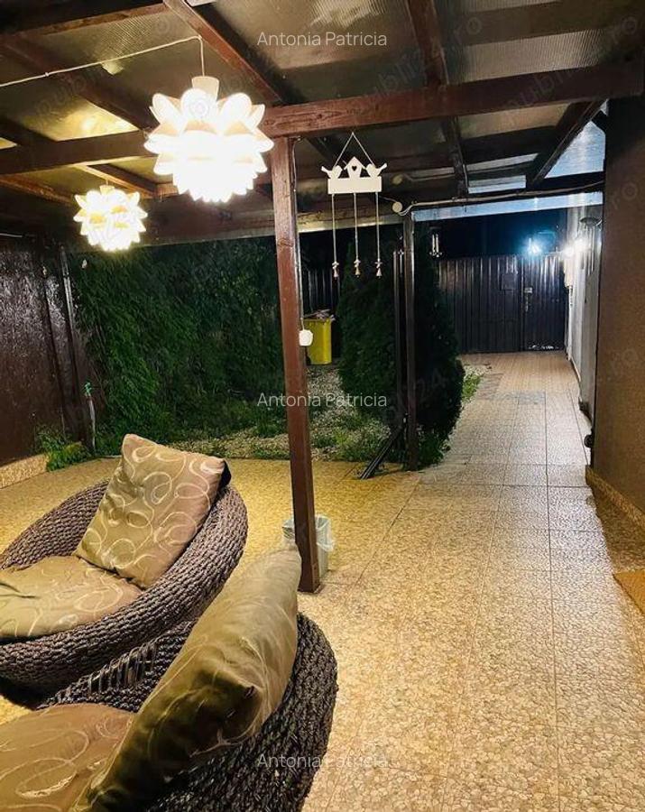 Casa langa Statia de Metrou Aparatorii Patriei - 136mp +c... - 4