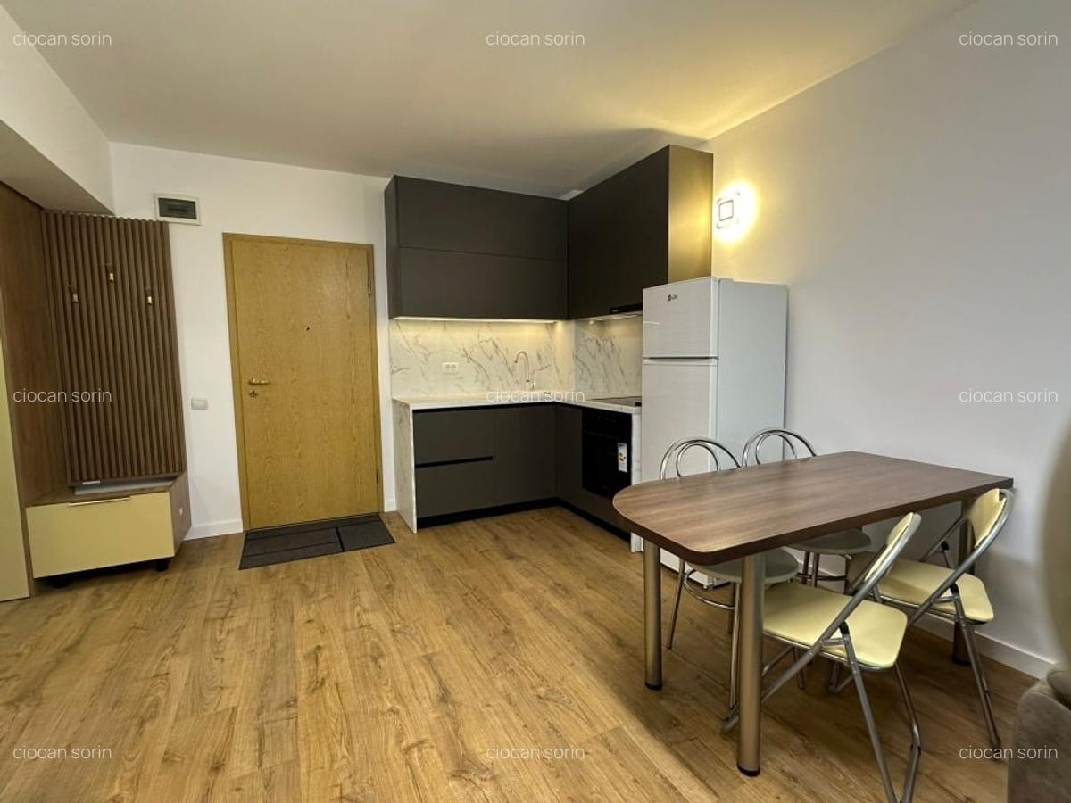 Studio  Campus/The Couch - 3