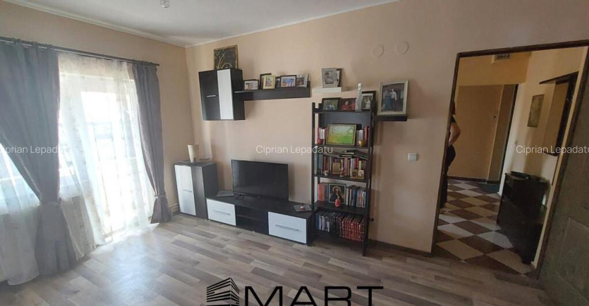 Apartament la mansarda 4 camere zona Vasile Aaron - 4