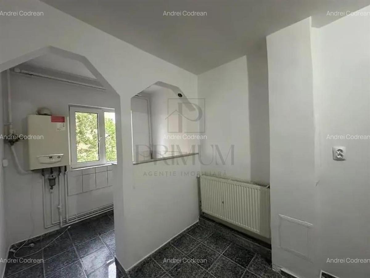 Blascovici - 2 Camere - Etaj intermediar - Centrala proprie - Bloc izolat - Reno - 3