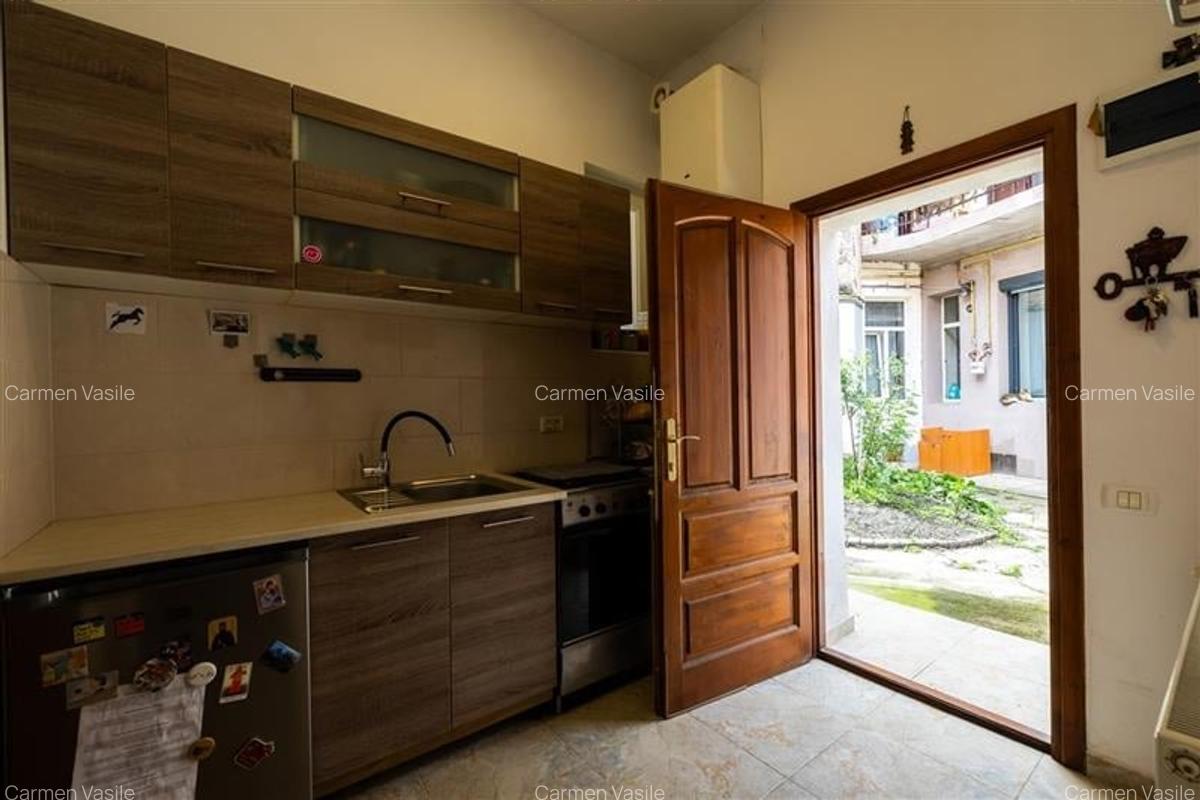 FILM! Spatiu comercial de 18.5mp + Corp de casa cu 2 camere, Central, Brasov. - 5