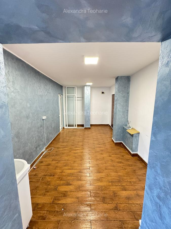 Spatiu stradal, 50 mp, zona Anda - 1