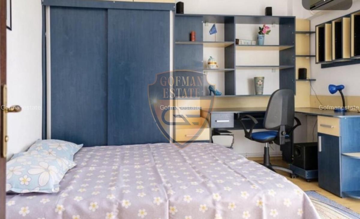 Apartament 3 camere Faleza Nord, la 2 min de plaja, centrala gaz, A./C. - 13