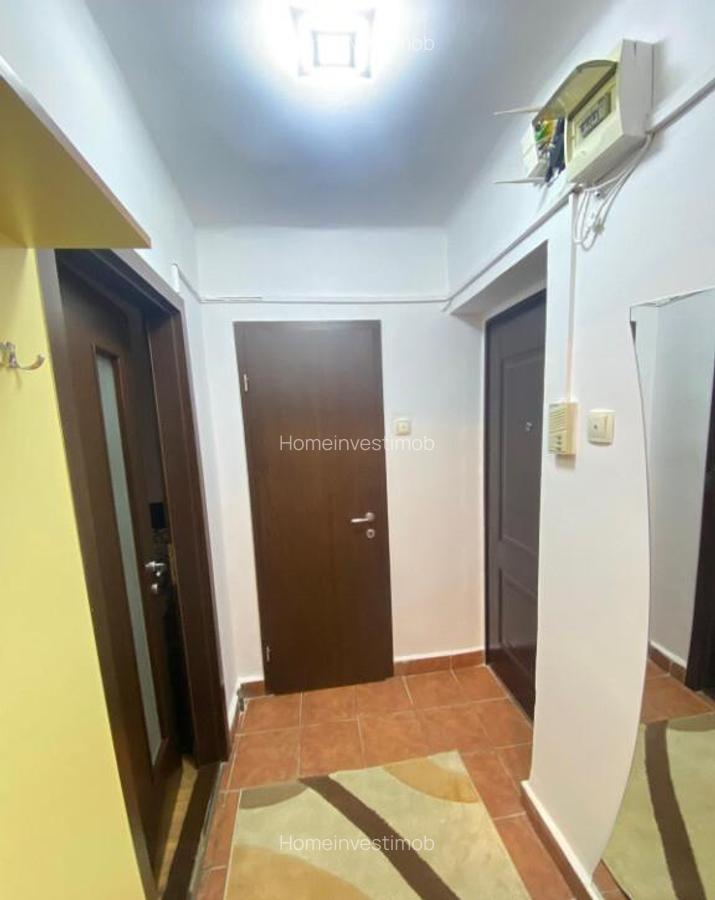 Apartament 2 camere, zona Piata Mica, etaj 1 - 7