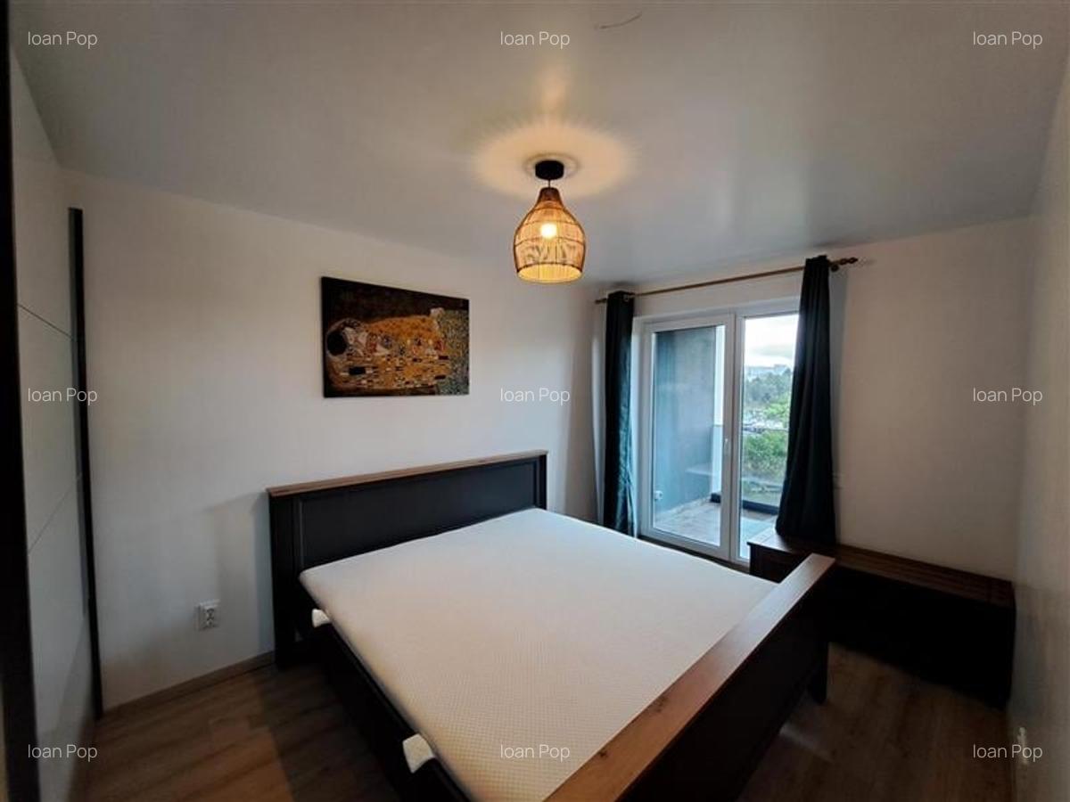 Apartament cu 3 camere semidecomandat, mobilat în Sopor - 5