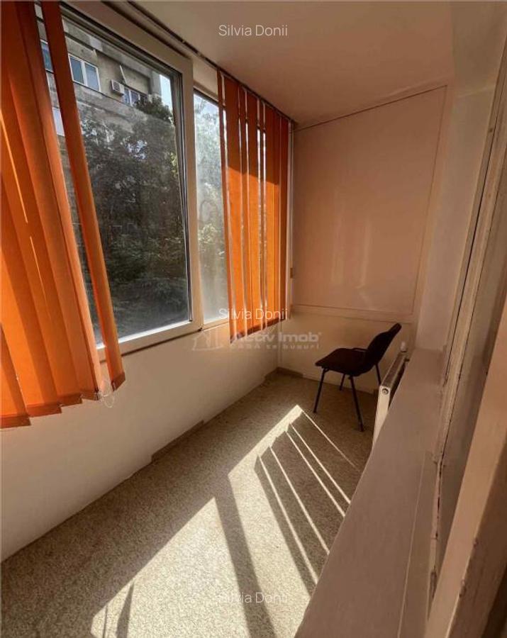 Apartament 3 camere - decomandat - bd.Timisoara - 10