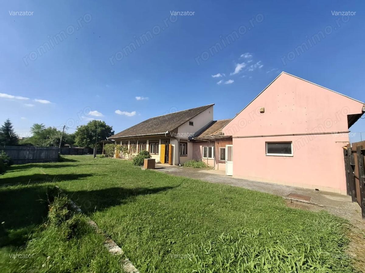 De vanzare Imobil cu poten?ial multiplu, Targu Mure?, str. Gheorghe Doja nr. 222 - 2
