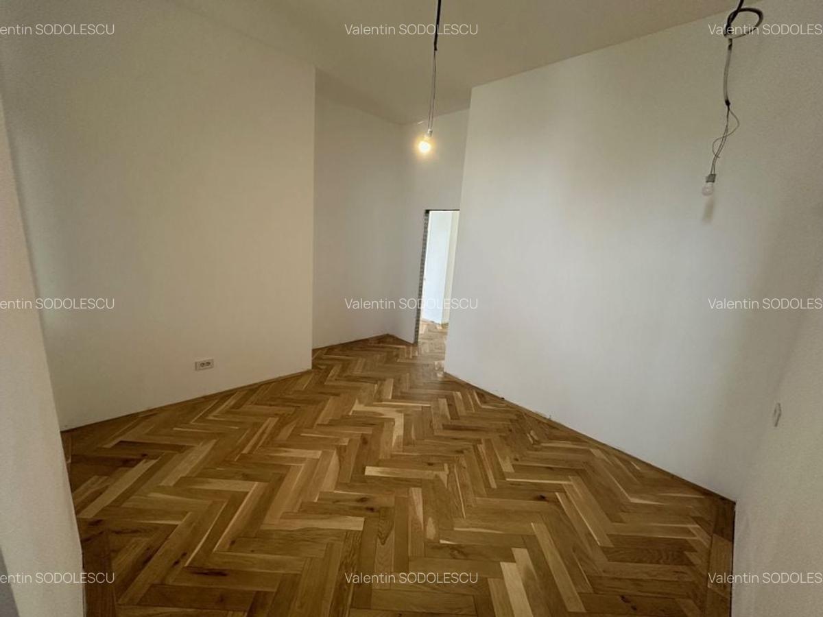 Apartament renovat în clădire istorică - are garaj - 13