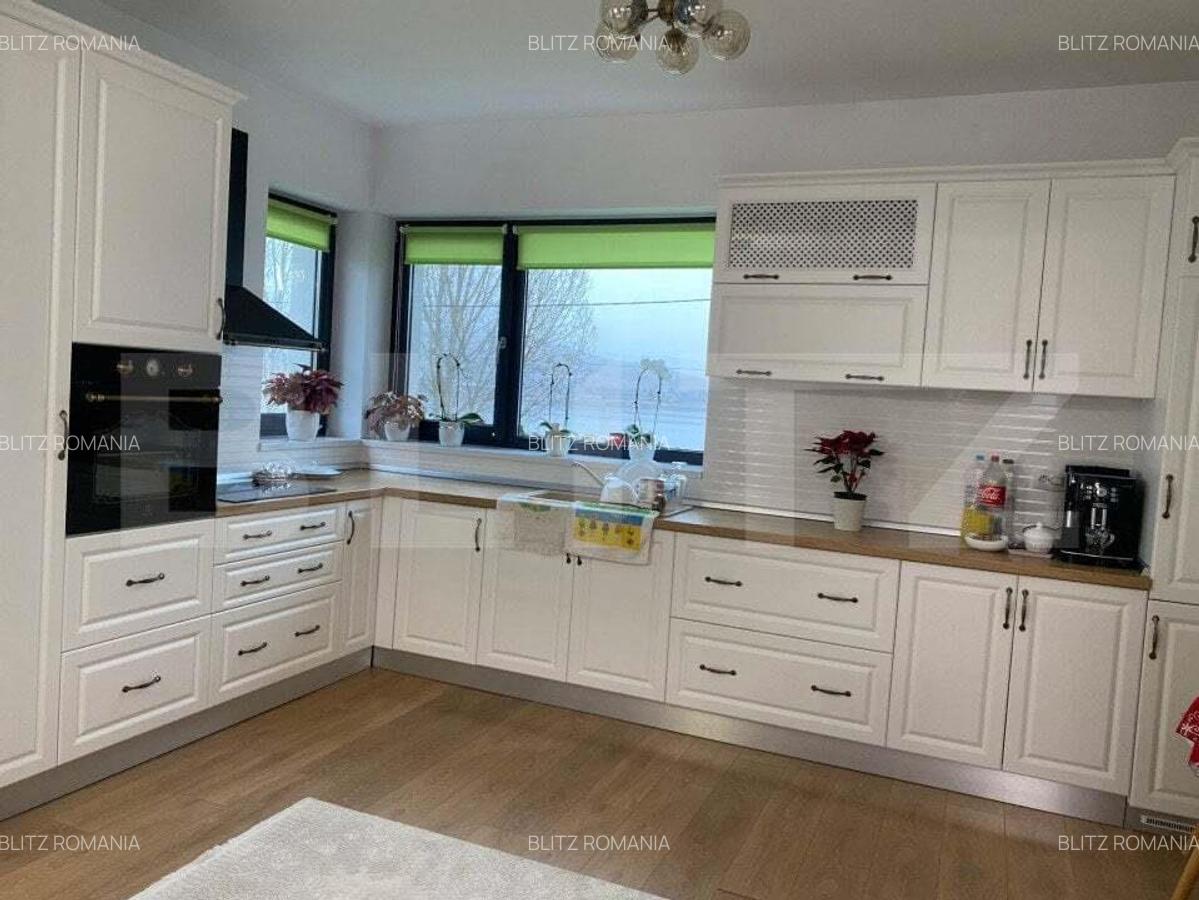 Casa de vacanta cu priveliste catre lac, 213 mp utili, 3500 mp teren cu livada - 6