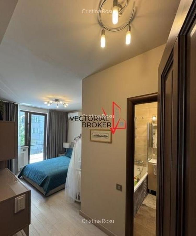 3 Camere Decebal, Bloc Nou - 4