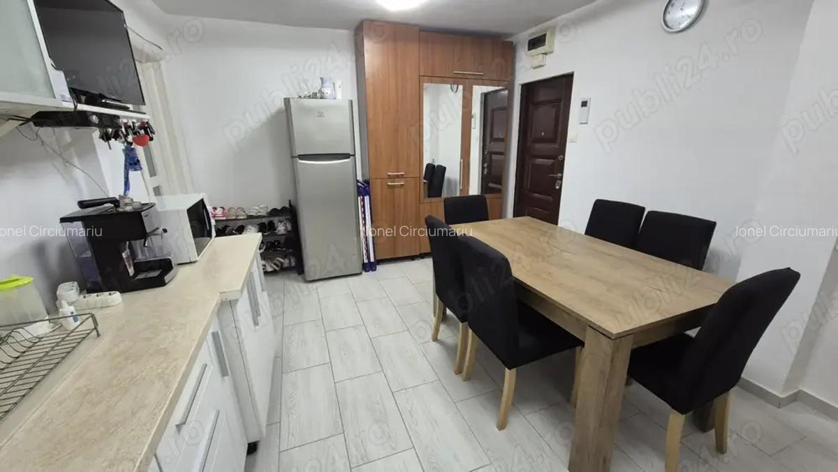 Proprietar vand apartament 2 camere - 9