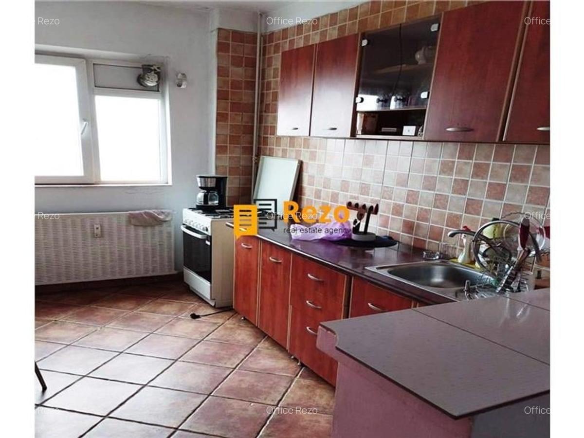 MARGEANULUI BUZOIENI 4 CAMERE 2 BALCOANE 96 MP ETAJ 8/10 BLOC 1986 - 9