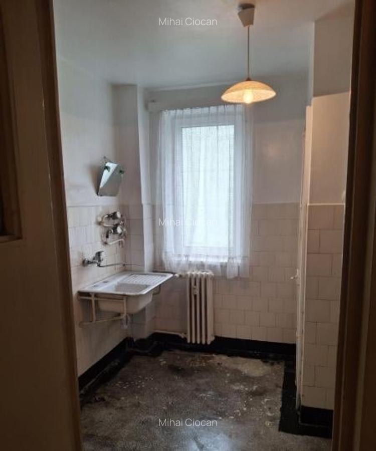 2 camere Semidecomandat , Abator , Et.3/4 ,49mp , necesita renovare - 5