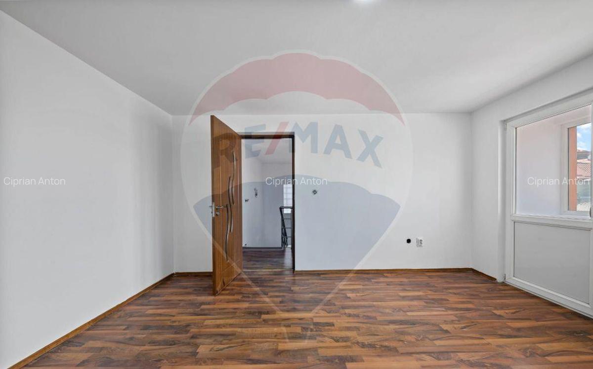 Casa/Vila de vanzare 5 camere 160 mp | Voluntari Central | - 15