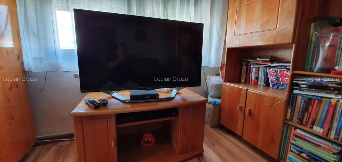 Apartament cu 4 camere semidecomandat în Crângași - 11