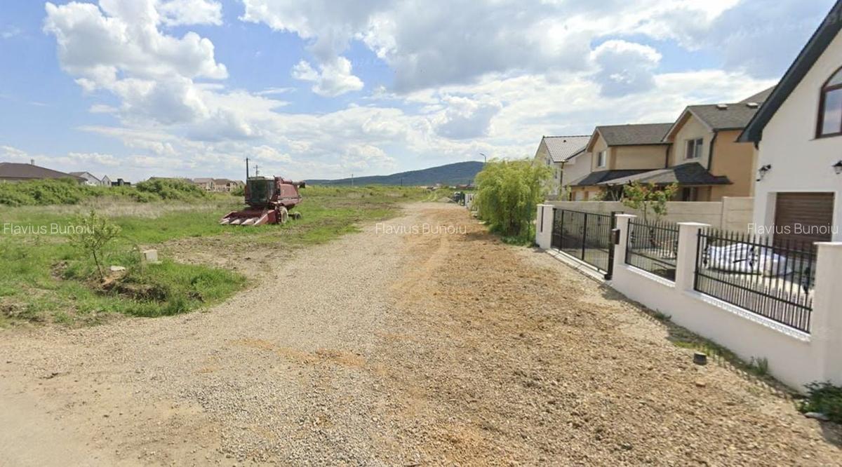 Teren Construcții intravilan de 812 mp, în Rontău - 2