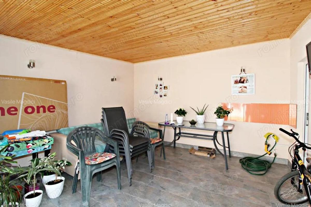 Casa cocheta, renovata! Se accepta schimb cu apartament! - 9