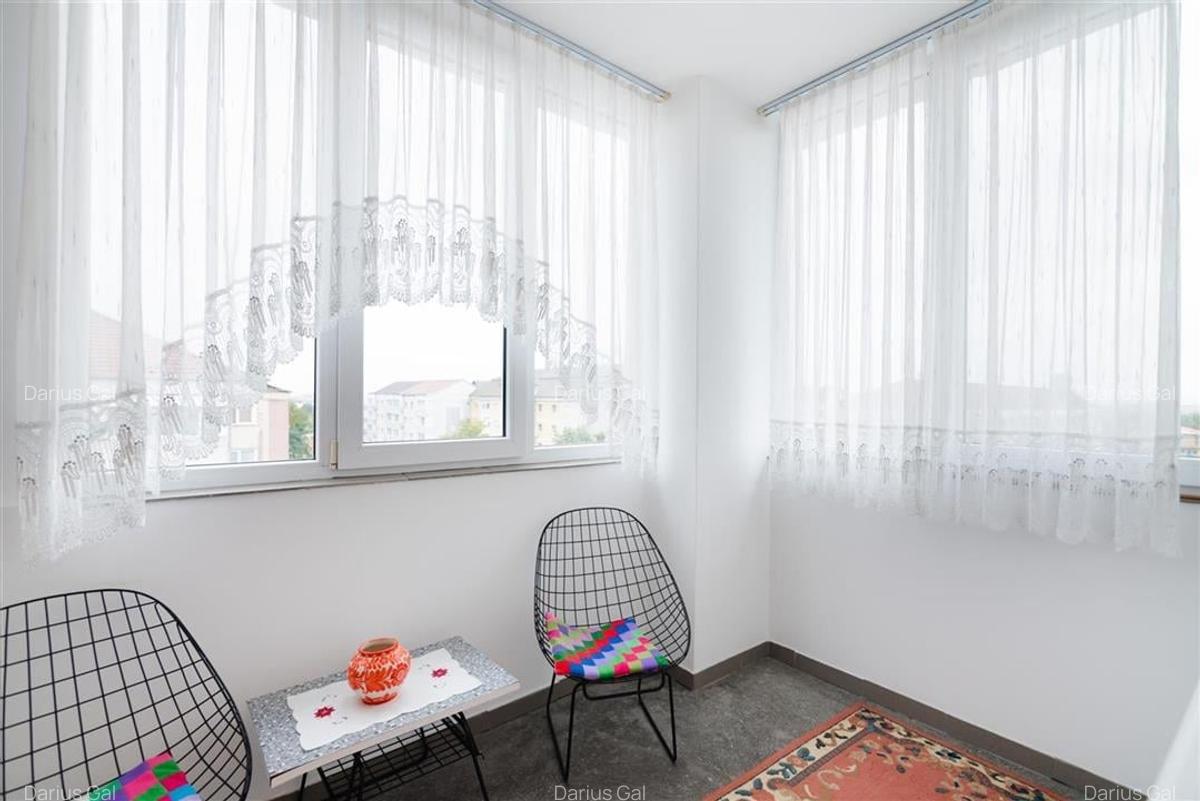 Apartament cu 3 camere decomandat în Sânmartin - 10