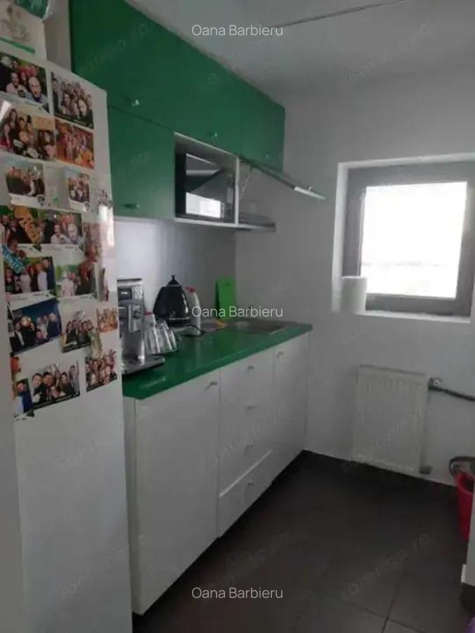 Bd. Mamaia, spatiu comercial 80 mp., acces direct din bulevard - 5