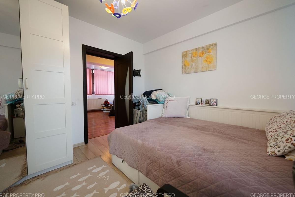 Apartament 4 camere transformat in 3 camere, Parcare, Prl Ghencea - 11 Apartament 4 camere transformat in 3 camere, Parcare, Prl Ghencea - 11