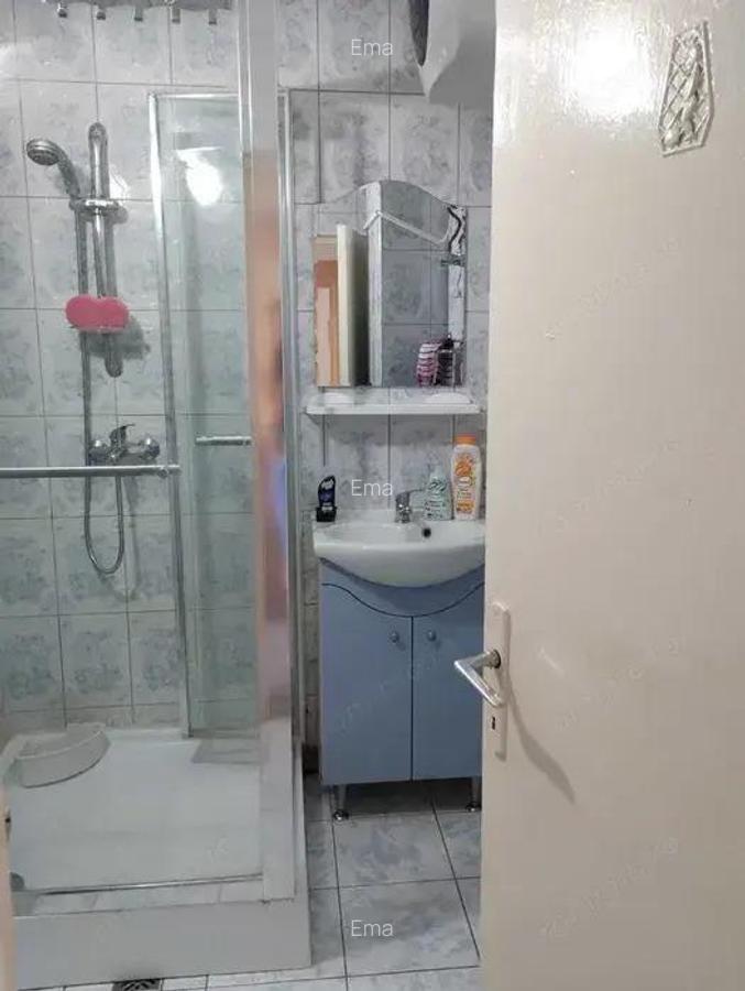 Apartament 3 camere Spitalul Judetean cu balcon spatios - 8