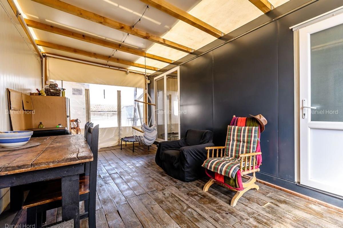 PRET NOU! Casa - tip container - Teren 1987 mp - Turnu - COMISION 0% - 2