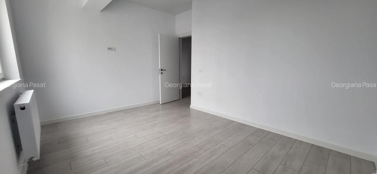 Apartament 3 camere  Mutare Imediata Comision 0% Sector 4 - 13