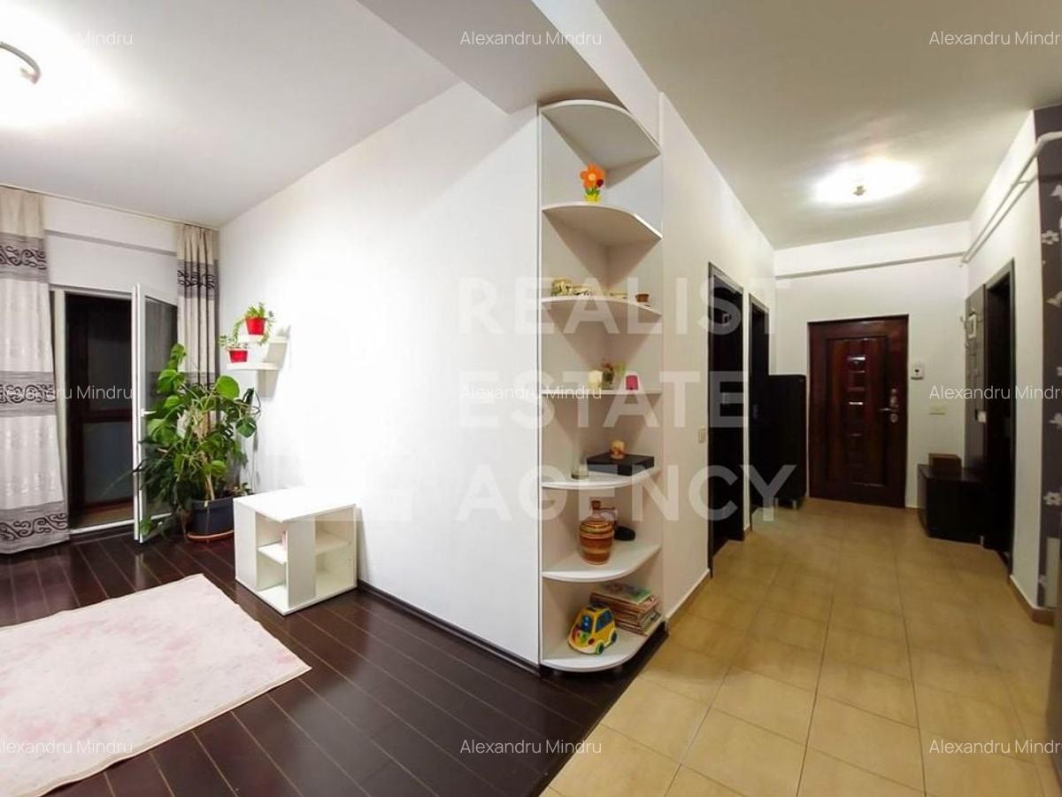 Vânzare, apartament cu 3 camere în zona Militari Residence - 1