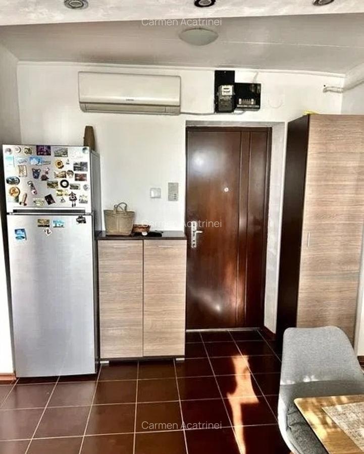 Apartament 2 camere renovat zona Astra - Planete - 8