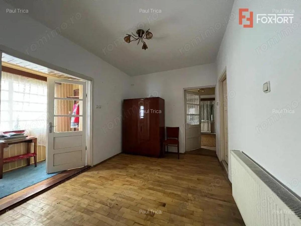 Casa individuala cu 3 camere si teren de 952 mp, zona Crisan - 8