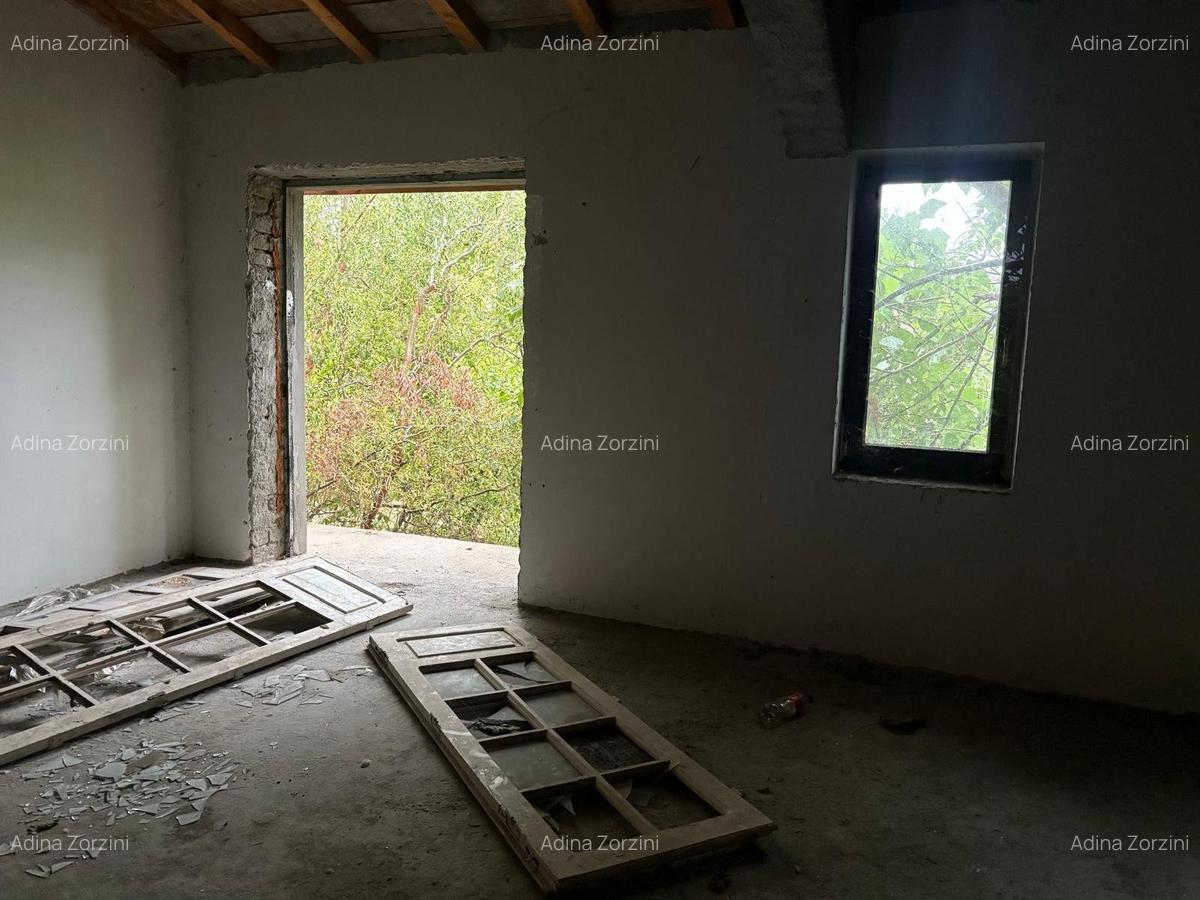 OPORTUNITATE ! Ultracentral casa individuala cu teren mare in proprietate ! - 4