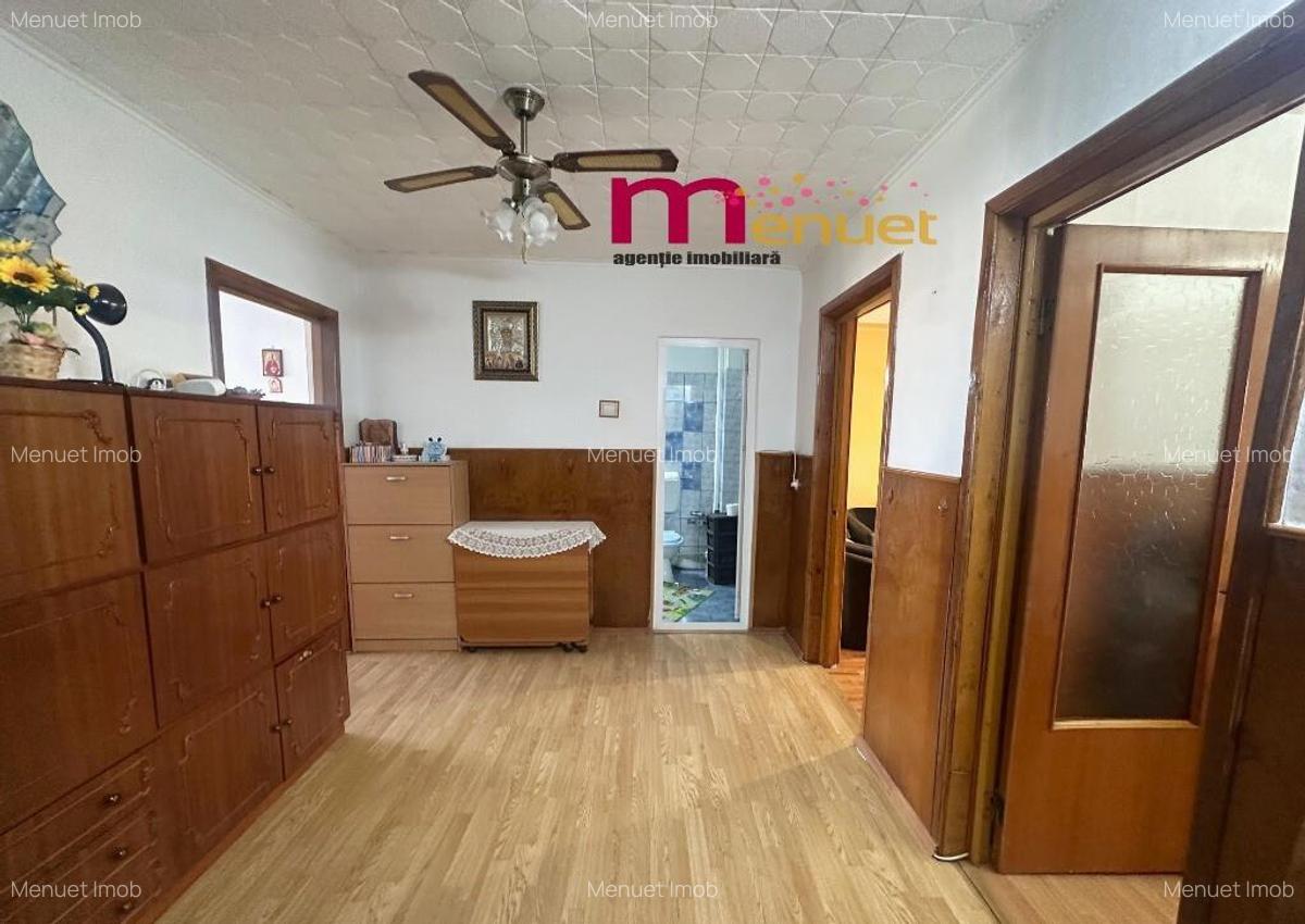 Apartament 2 camere,str.Victoriei,etaj 4+pod - 11