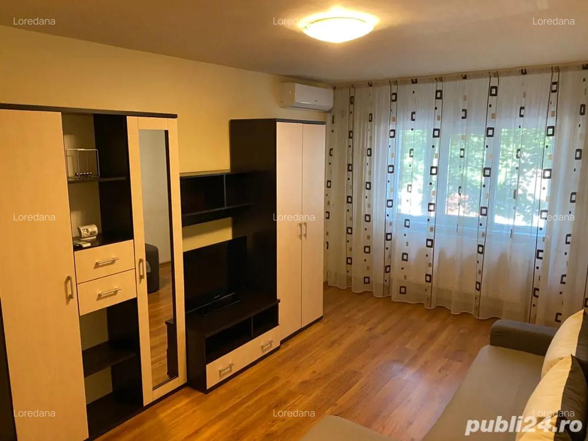 Proprietar! Apartament 2 camere, etajul 1, Zona Lipovei, negociabil. - 1