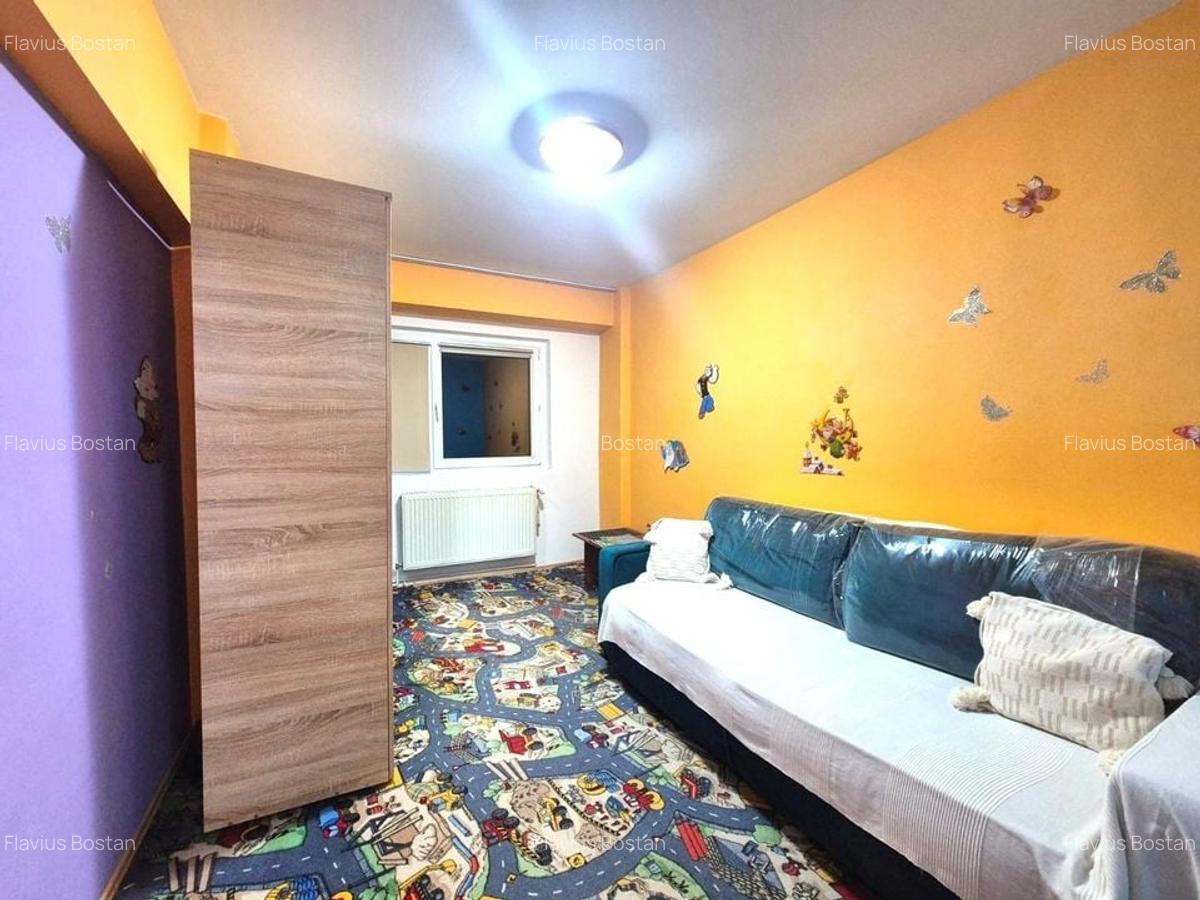 Apartament cu 3 camere decomandate, 78mp., Racadau - 9