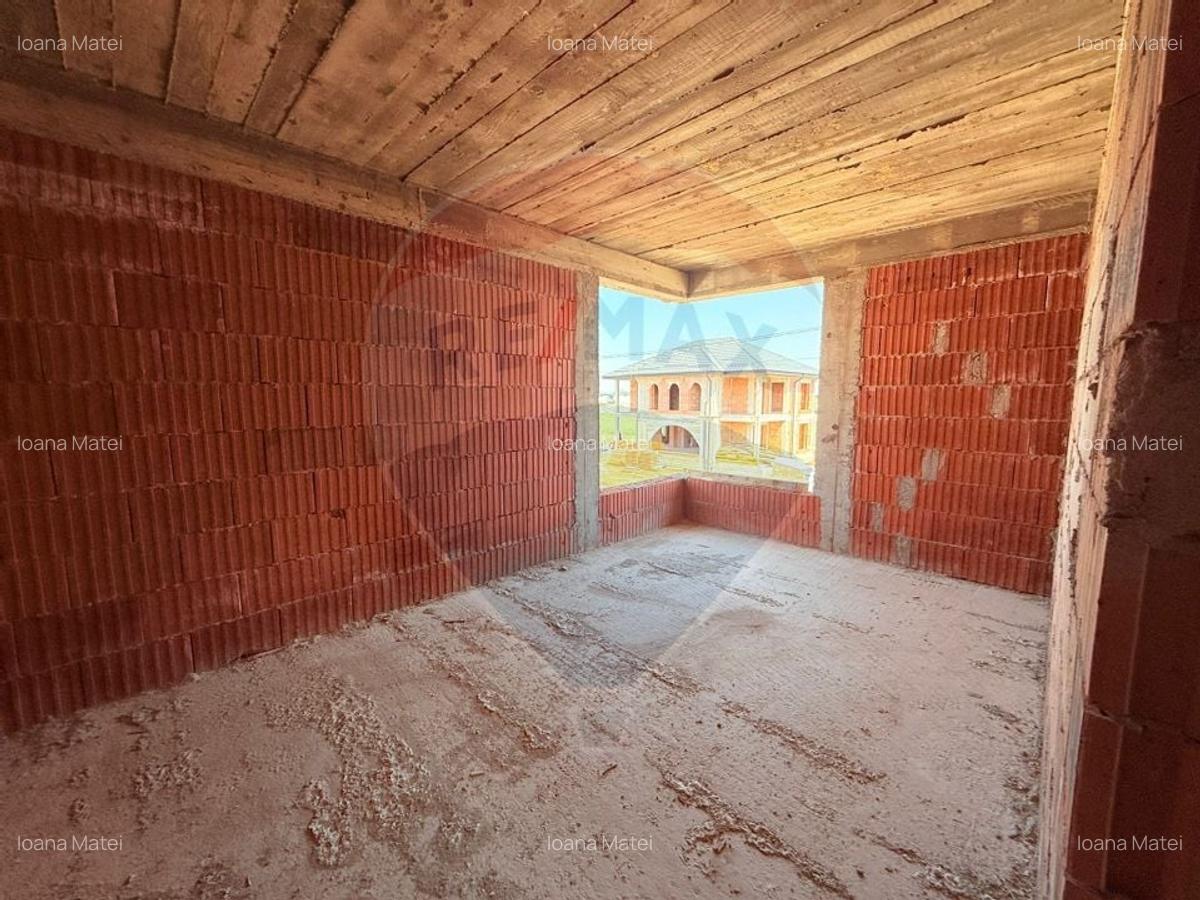 Casa / Vila individuala  de vanzare | La rosu | Dragomiresti-Deal - 9