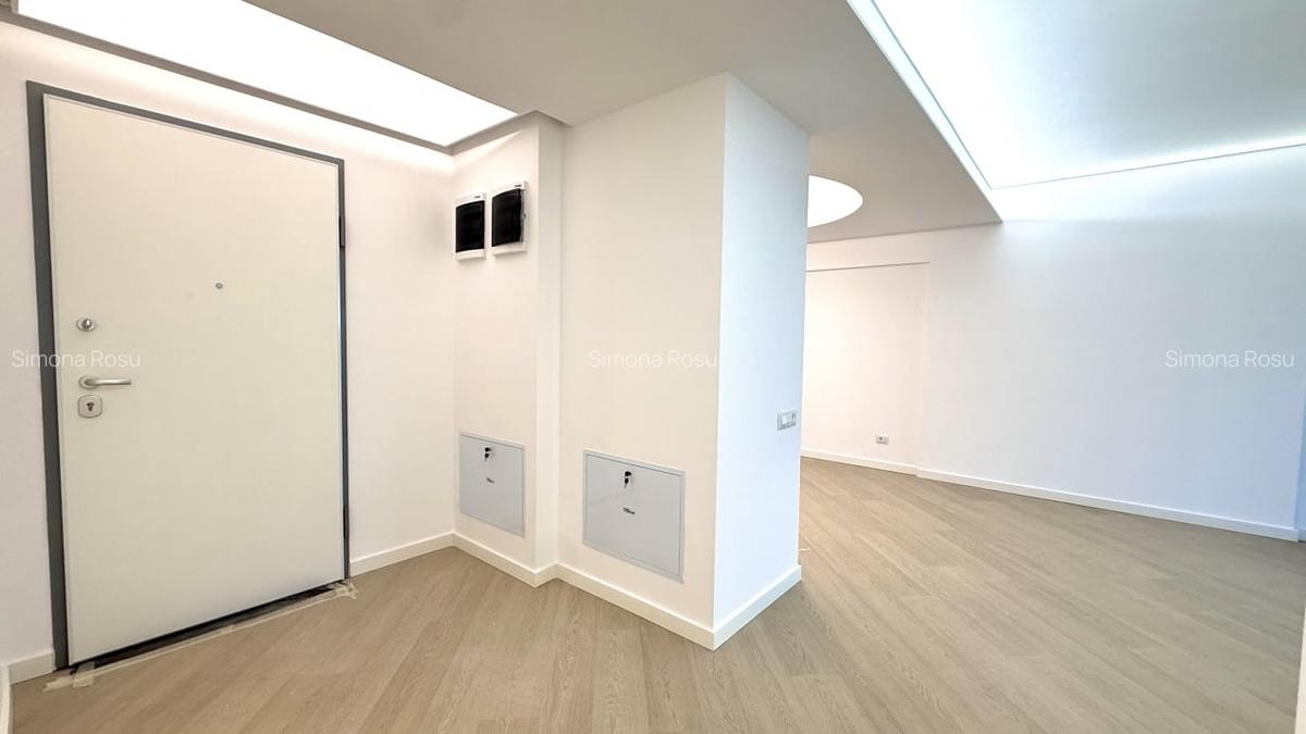 De inchiriat | Apartament 3 Camere nemobilat | Cortina North Pipera Voluntari - 4