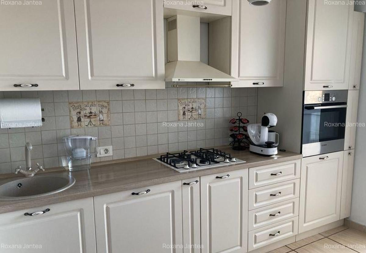 Apartament cu 3 camere decomandat, mobilat în Răcădău - 6
