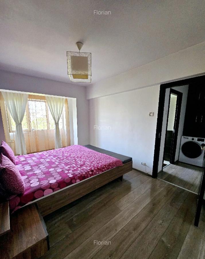 Vand apartament 2 Camere 9 Mai - 7