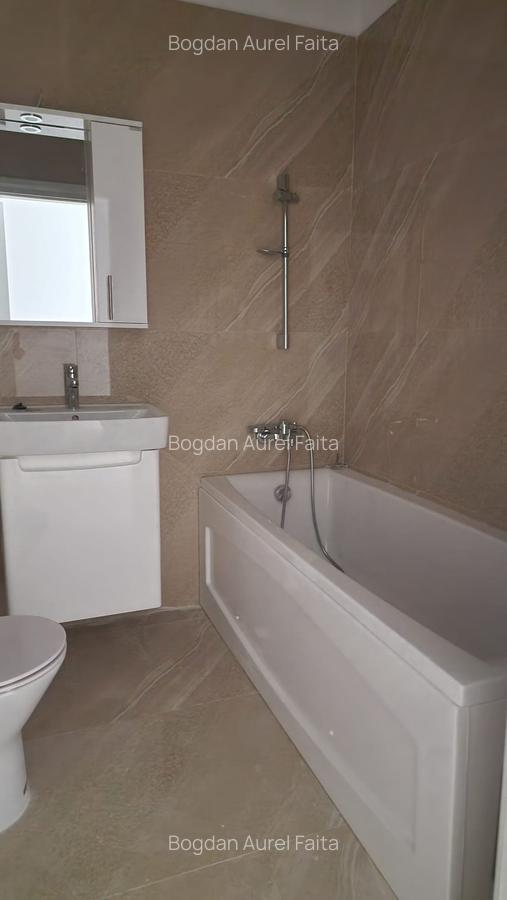 Apartament 3 camere - Finisat - Central Adress - 13