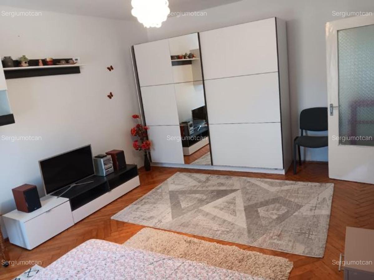 Pacurari Petrom apartament 1 camera decomandat 45 mp cu CT - 2