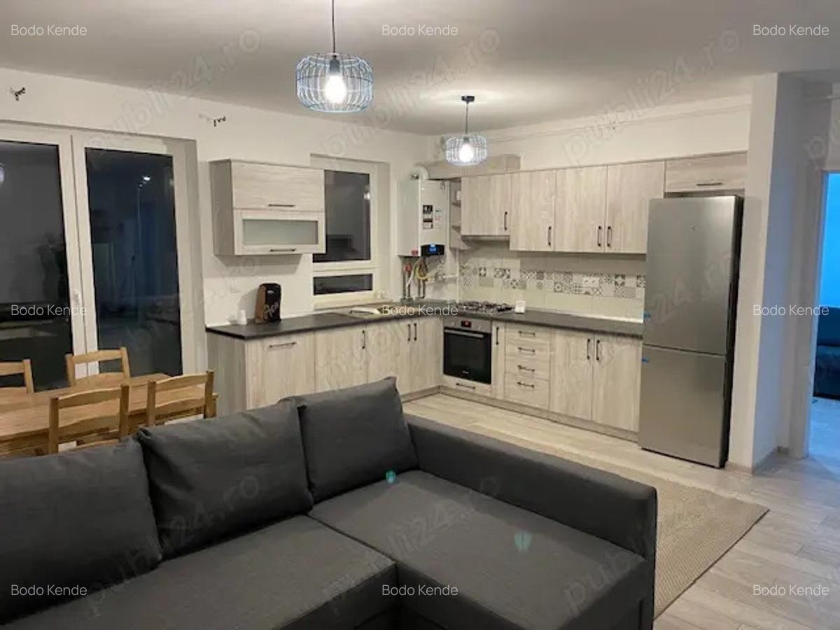 Inchiriez apartament 3 camere Tg Mures-Maurer - 1