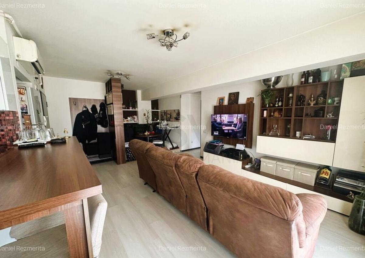3 Camere l Priveliste Libera l Damaroaia - 3